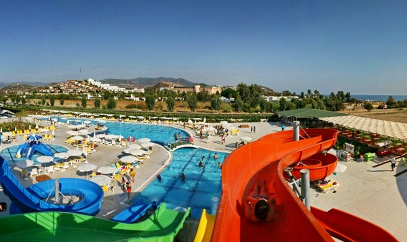 Hedef Beach Resort Hotel